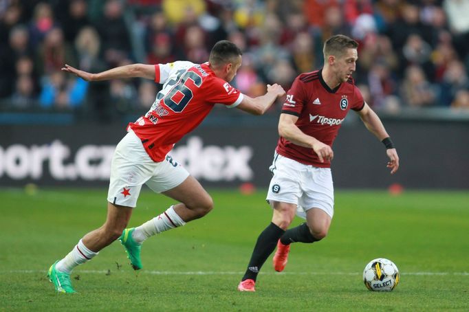 Ivan Schranz a Tomáš Wiesner v derby Sparta - Slavia ve 27. kola Fortuna: Ligy