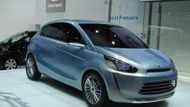 Mitsubishi global smart - v liniích lze poznat budoucí colt, ale určitě se ještě vůz v mnohém změní.