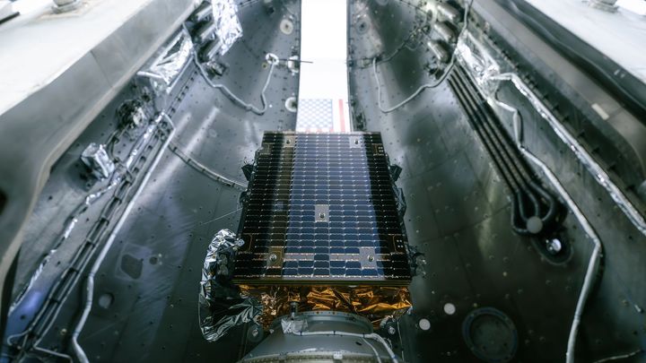 Evropská sonda bude zkoumat vychýlenou planetku, kostru dělala česká firma