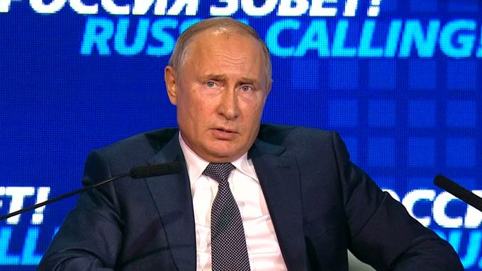 Putin: Je to provokace, za kterou stojí ukrajinský prezident Porošenko