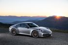 Porsche 911: Nová generace nejslavnějšího sporťáku je VW Brouk dotažený k dokonalosti