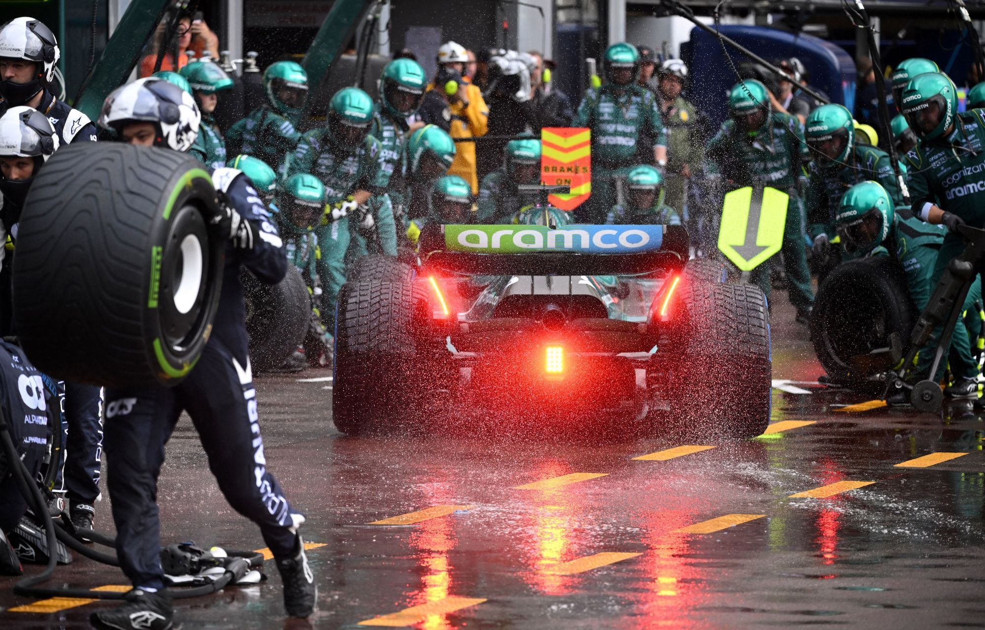 Lance Stroll v Aston Martinu ve Velké ceně Monaka 2022