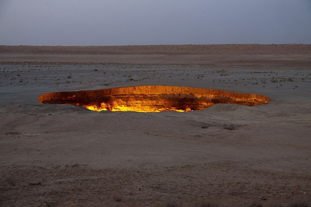 Fotogalerie: Brána do pekel v turkmenském podání