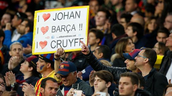 Real pokazil Barce tryznu za legendárního Cruijfa