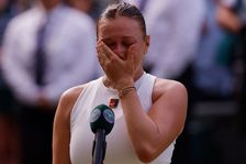 "Nechte ji být." Americké slzy zaplavily Wimbledon, rozhovor zlomil srdce i Češce
