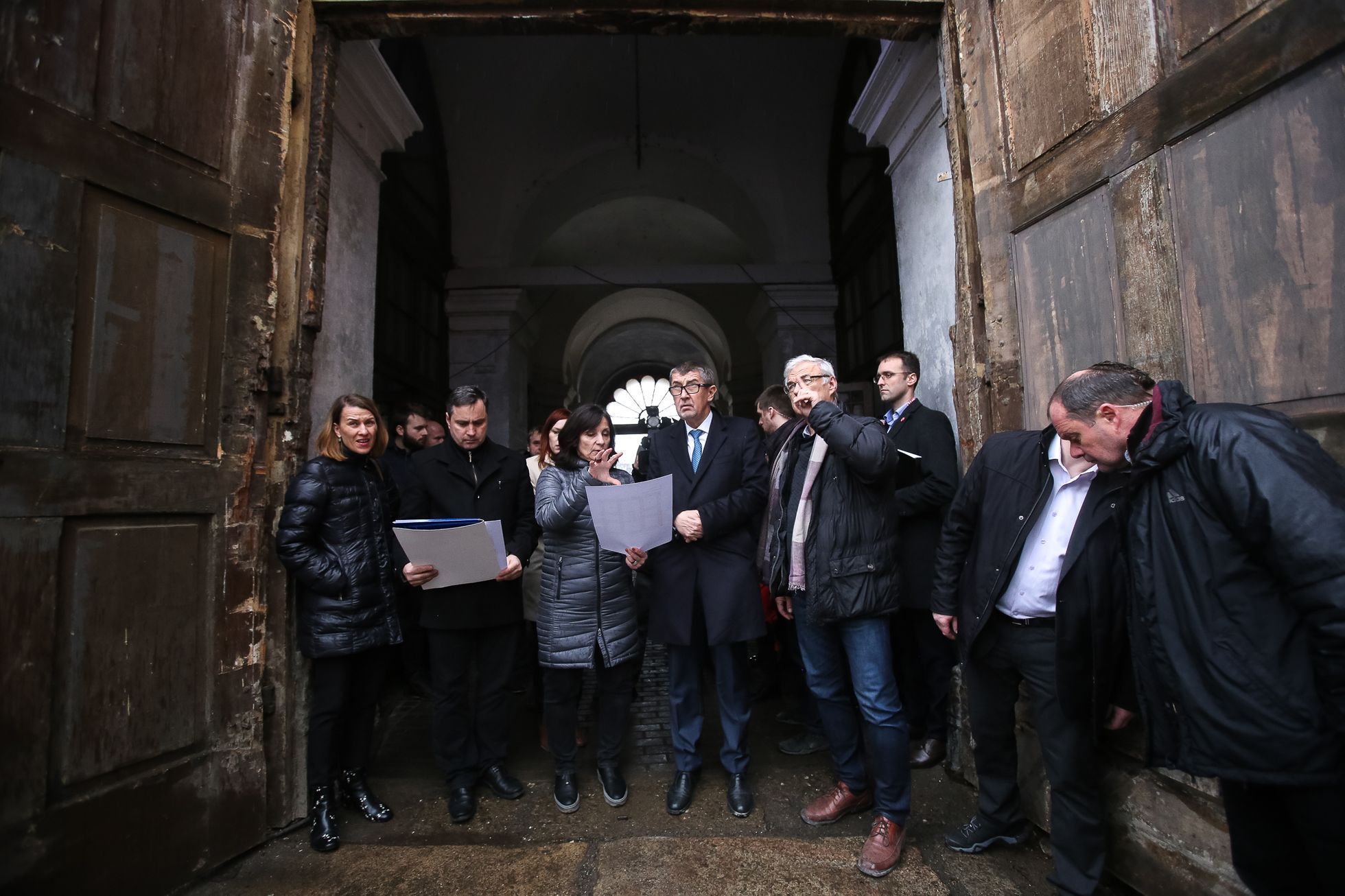 Premiér Andrej Babiš a ministr kultury Ilja Šmíd na inspekční prohlídce Národního muzea, Státní opery, Nové scény Národního divadla a Národní galerie