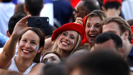 Francii ovládla radost z titulu mistrů světa, Chorvatům porážka nezabránila v oslavě