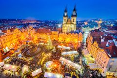 Vánoční trhy v Praze se letos kvůli koronaviru neuskuteční, strom i výzdoba ale budou