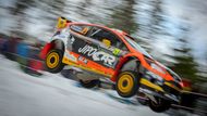 Vzduchem se na severských rychlostních zkouškách prolétl také Martin Prokop ve Fordu Fiesta RS WRC.