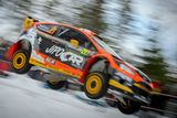 Vzduchem se na severských rychlostních zkouškách prolétl také Martin Prokop ve Fordu Fiesta RS WRC.