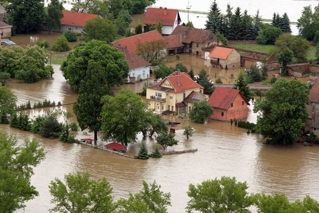Letem nad zatopeným světem