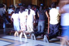 Filipíny slibují Šifře křížovou výpravu
