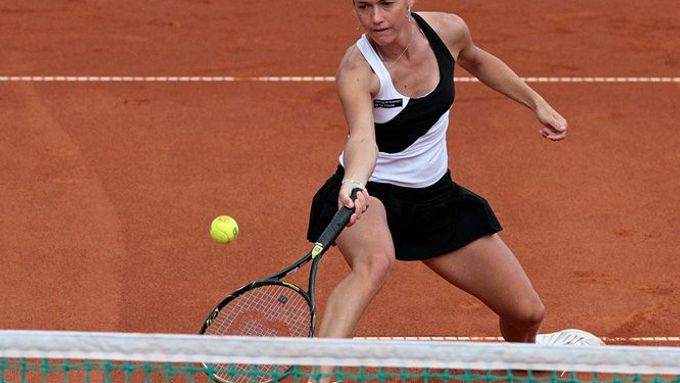 Klára Zakopalová v semifinálovém utkání proti Victorii Azarenkové.