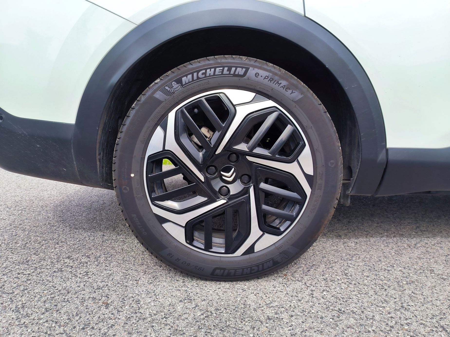 Citroën C4 X