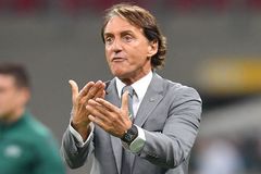 Rekordman Mancini u Italů skončil, obhájcům titulu se v kvalifikaci na Euro nedaří
