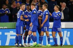 Leicester slaví na osmý pokus. V souboji nejhorších týmů přehrál Nottingham