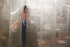 Začíná festival v Cannes. Uvede Trierův film o vrahovi nebo Murakamiho povídku