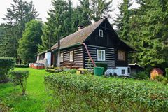 Na dani z nemovitosti si i letos mnozí připlatí. Tisícovka obcí zvýšila místní taxu