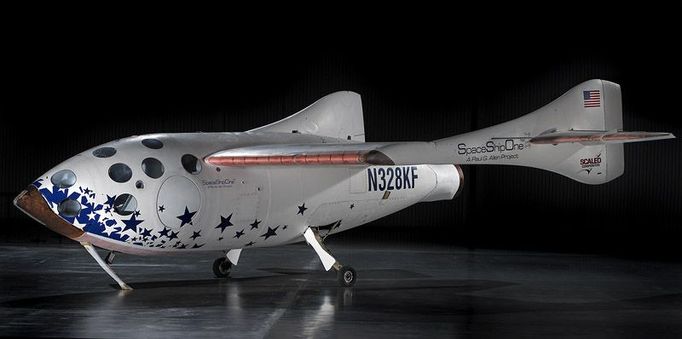 SpaceShipOne byl první soukromý stroj, který dosáhl symbolické hranice vesmíru.