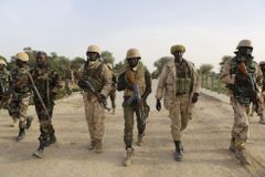 Armáda osvobodila další zajatce Boko Haram, z toho sto dětí