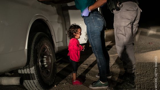 Ve fotogalerii najdete přehled vítězů a oceněných fotografů ze soutěže World Press Photo 2019.