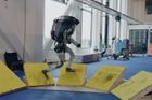 "Víme, kam to spěje." Nové záběry robota Boston Dynamics rozvířily obavy