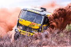 Macík na Rallye Dakar sahá po životním snu. Loprais v boji o sedmé místo polykal prach