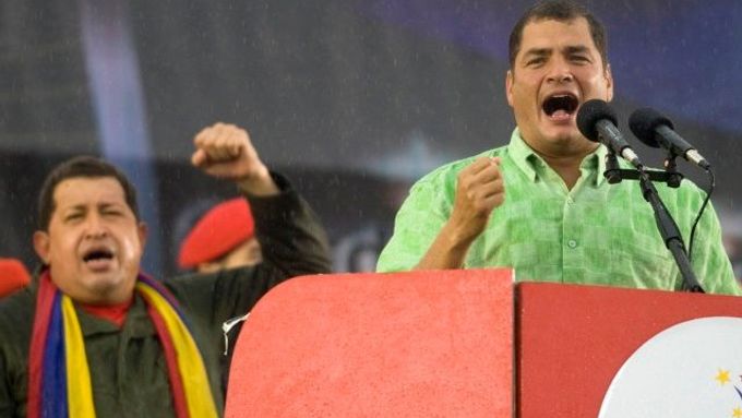 Rafael Correa a Hugo Chávez: v době volebních kampaní jsou Spojené státy oblíbeným terčem