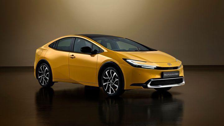 Prodej hybridů stoupl v Česku o čtvrtinu, roste i zájem o elektromobily; Zdroj foto: Toyota