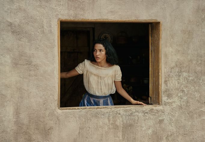 Laura Sofía Grueso řečená Akima jako Rebeca.