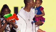 Kids' Choice Sports awards v Los Angeles - Victor Cruz s dcerou Kennedy