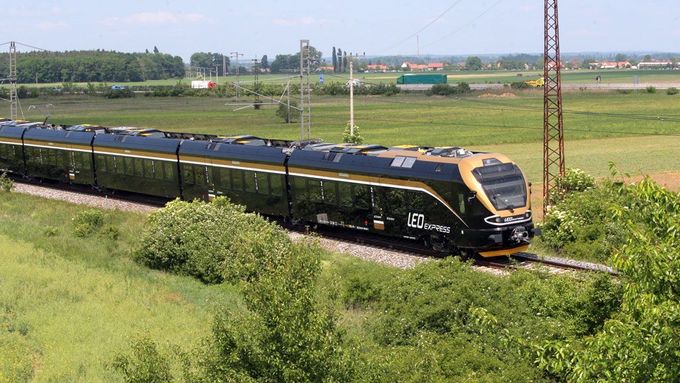 Černý vlak Leo Express