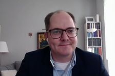 Kdo bude polským prezidentem? Analytik vysvětluje klíčové souvislosti před finálem