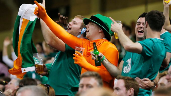 Irští ragbyoví fanoušci se postarali o nový divácký rekord v historii světového šampionátu.