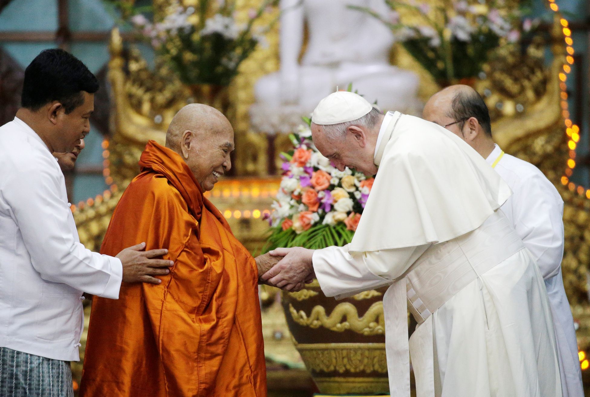 Papež František budhisté Barma