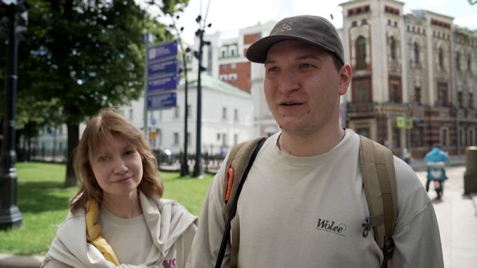 „Nebavme se o válce.“ Obyvatelé bohatších ruských regionů odhánějí realitu od sebe.