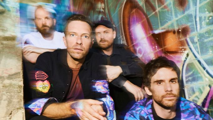 Coldplay (zleva Will Champion, Chris Martin, Jonny Buckland a Guy Berryman) jako by už nedokázali napsat píseň, která v posluchači vyvolá jakoukoliv emoci.