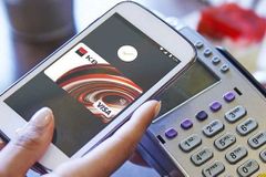 Komerční banka spustila Android Pay
