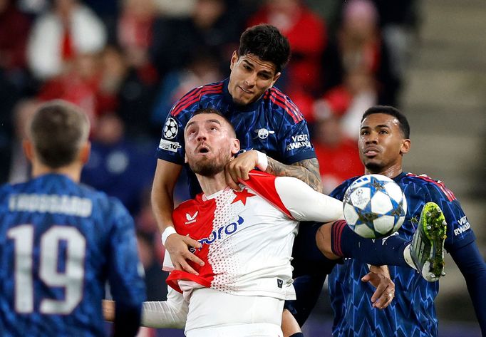 Tomáš Chorý v zápase Ligy mistrů Slavia - Arsenal