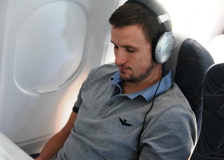 HC Lev na prvním výjezdu do Ruska: Tomáš Pöpperle v letadle