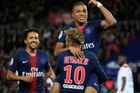 Video: Mbappé nasázel Lyonu čtyři góly za čtvrt hodiny
