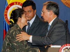 Osvobození Ingrid Betancourtové, která v zajetí partyzánů strávila šest let, se stalo celosvětovou událostí 