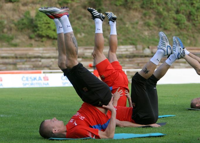 Jestli je český fotbal po odchodu trenéra Brücknera vzhůru nohama se ukáže v zápase proti Severnímu Irsku už ve středu.