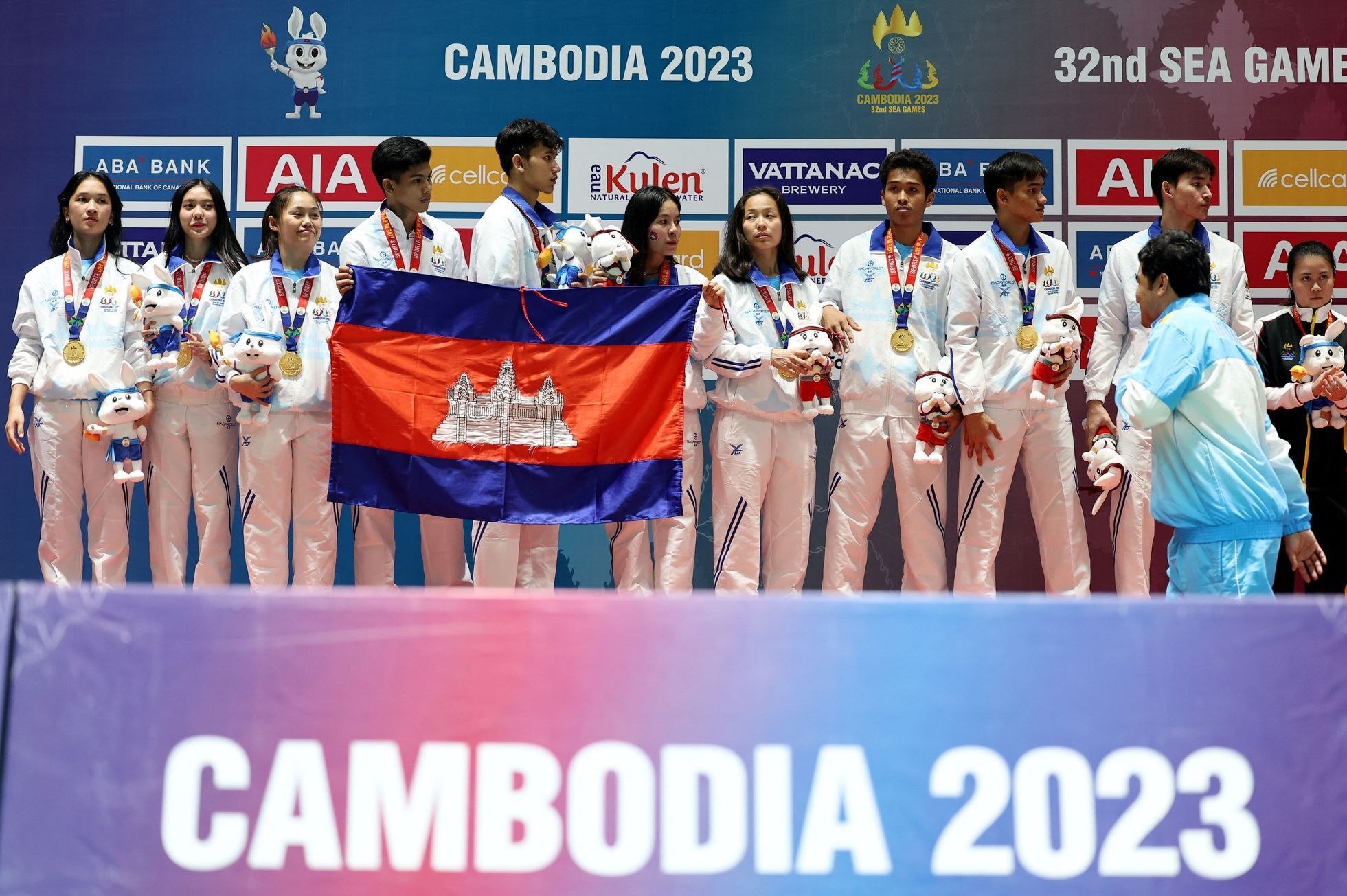 Hry jihovýchodní Asie 2023: vítězní badmintonisté Kambodži
