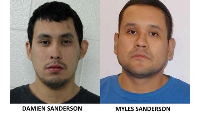 Bratři Damien a Myles Sandersonovi, podezřelí z útoku v kanadské provincii Saskatchewan.