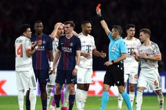 Kovář vychytal PSV důležitý bod. V bitvách gigantů uspěly týmy Bayernu a Liverpoolu