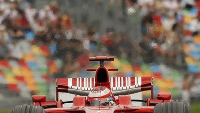 VC Francie v obrazem: Triumf Ferrari a překvapení Trulliho