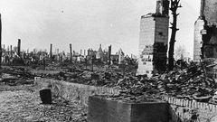Zničená vesnice Sochy 1943