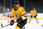 David Pastrňák v dresu Bostonu NHL hokej