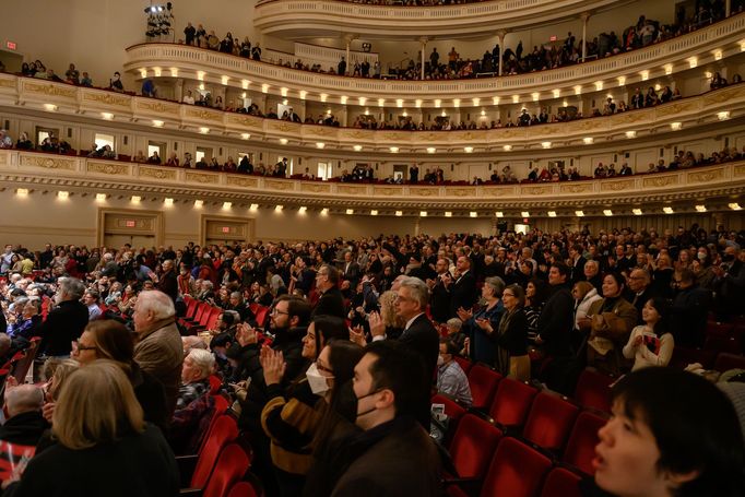 Snímek z úterního vystoupení České filharmonie v newyorské Carnegie Hall.